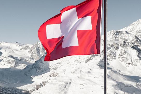 SWISS Первый снег